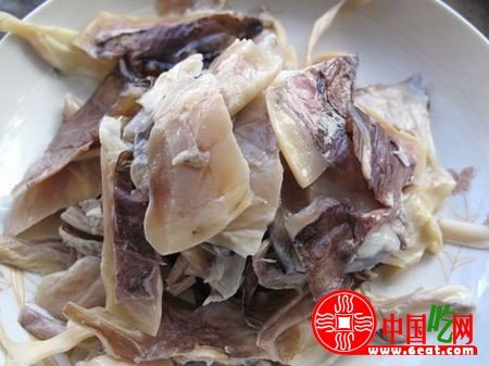 墨鱼干怎么泡发？干墨鱼泡发清洗方法图文教程18