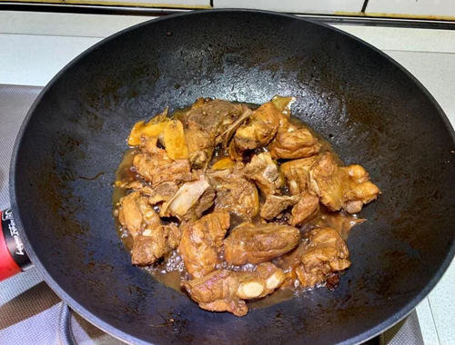 啤酒排骨的家常做法7