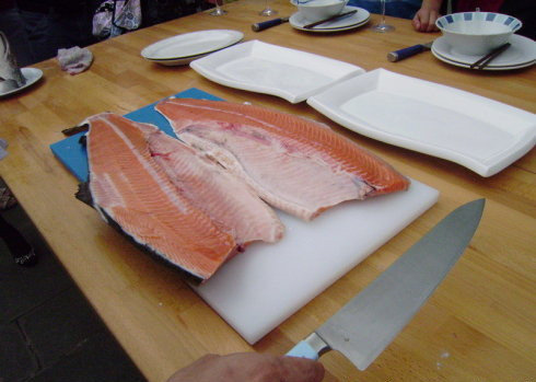 图解：三文鱼怎么切片5