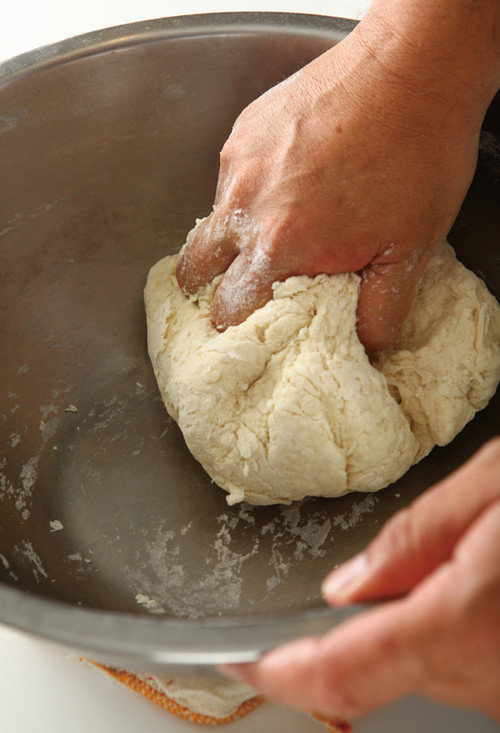 水煎包怎么捏？图文讲解水煎包的包法2