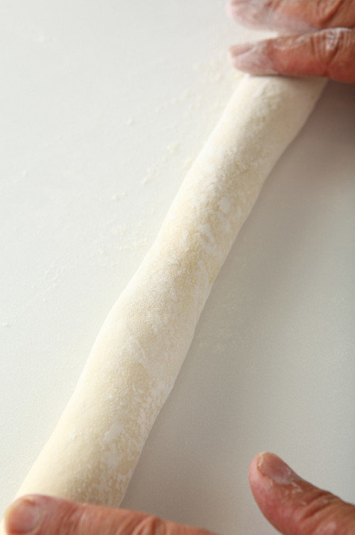 水煎包怎么捏？图文讲解水煎包的包法7