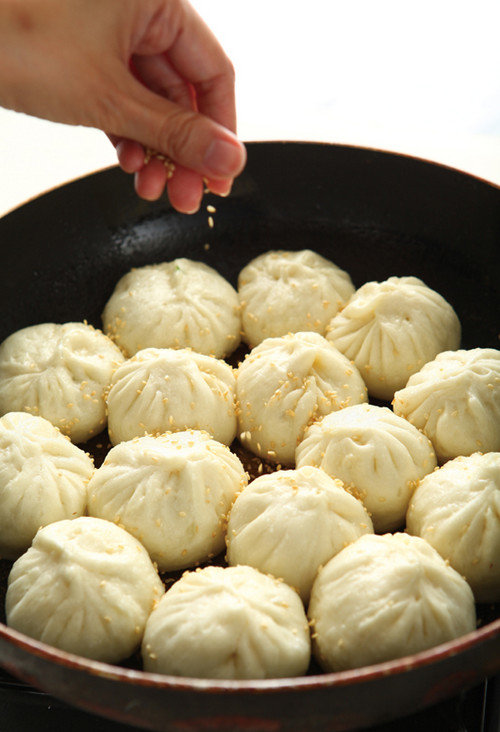 水煎包怎么捏？图文讲解水煎包的包法17