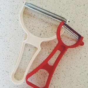 图解圆白菜怎么切丝-炸猪排超细的圆白菜细丝怎么切5