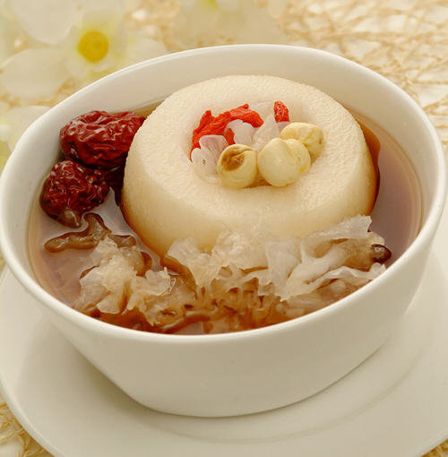 在家煮冰糖雪梨时要把雪梨的皮去掉吗？冰糖雪梨要去皮吗？2