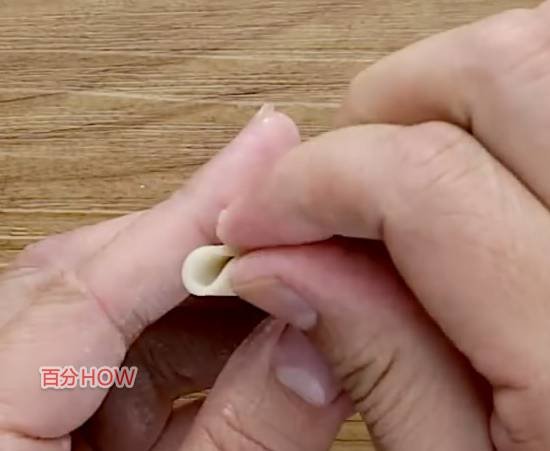 图解包饺子的步骤52