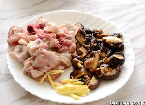 广东香菇蒸滑鸡1