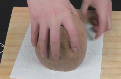 南瓜切开后能保存几天？南瓜切开后如何保存时间更长久？4