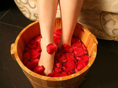 丹参泡脚的好处-丹参泡脚的方法2