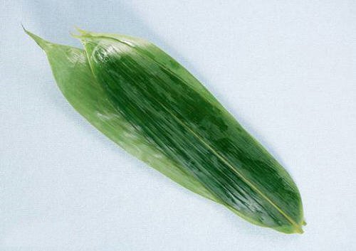 长方形粽子怎么包-图解广西长粽子的包法1