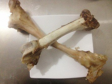 图解怎么自制狗狗磨牙棒的方法合集2