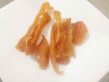 图解怎么自制狗狗磨牙棒的方法合集9