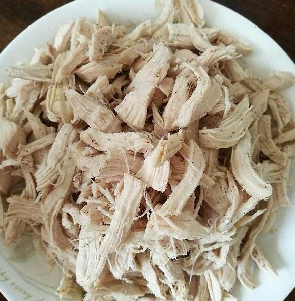 白水煮鸡胸肉煮几分钟-怎么让人减肥的白水煮鸡胸肉1