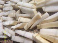 晒萝卜干怎么切图解-晒萝卜干萝卜的切法3