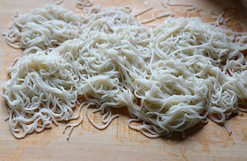 怎样炒米粉好吃不粘锅-图解家常炒米粉不粘锅的做法3