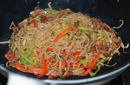 怎样炒米粉好吃不粘锅-图解家常炒米粉不粘锅的做法13