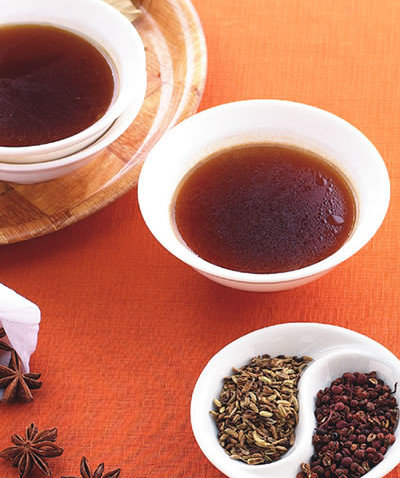 推荐：怎样起卤水让卤菜瓢香的秘方