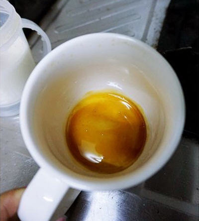 微波炉做焦糖布丁2