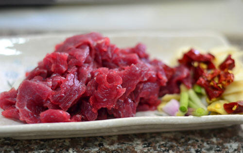 进口牛肉含瘦肉精-如何辨别瘦肉精牛肉的技巧1