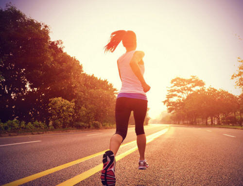 原地跑步法的正确方式-原地跑步的好处和坏处以及注意事项1