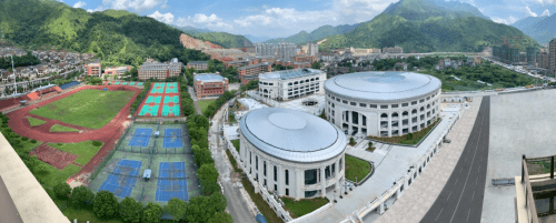 一座城！万款酒！一展，一会，一节，一赛！这里是中国• 青田3