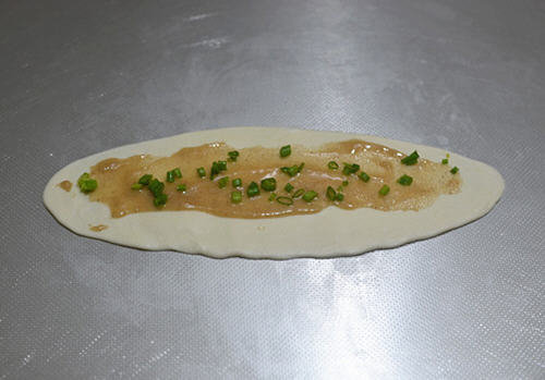 葱油酥饼的制作方法-葱油酥饼怎么好吃图解9