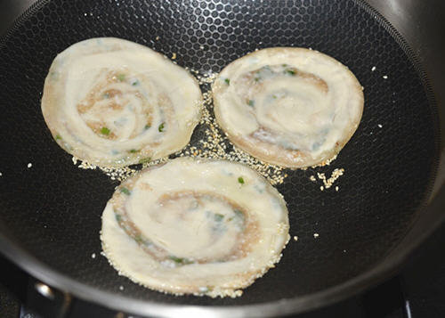 葱油酥饼的制作方法-葱油酥饼怎么好吃图解13