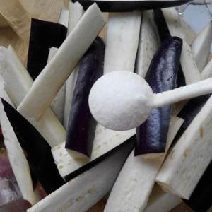 家常红烧肉沫茄子的做法图解(附怎么烧茄子不变色技巧)1