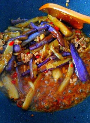 家常红烧肉沫茄子的做法图解(附怎么烧茄子不变色技巧)14