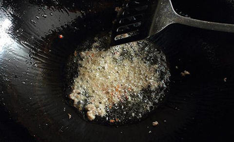 雪菜烧鲫鱼的做法-雪菜鲫鱼怎么烧好吃图解4