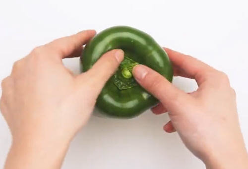青椒怎么去籽-图解虎皮青椒快速去籽方法1
