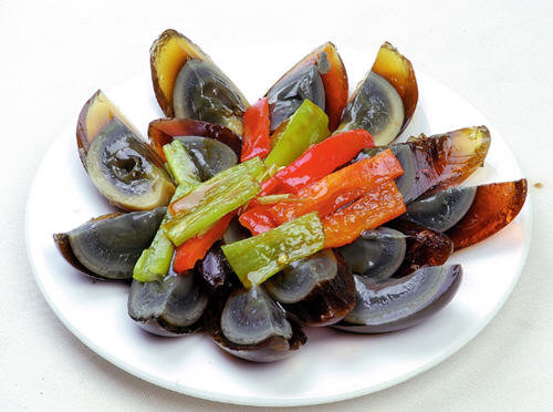 松花蛋（皮蛋）中毒的症状-吃松花蛋中毒怎么处理2