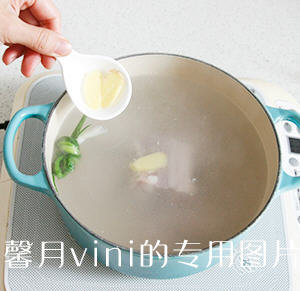 用咸肉怎么做腌笃鲜才好吃-腌笃鲜咸肉的做法图解3