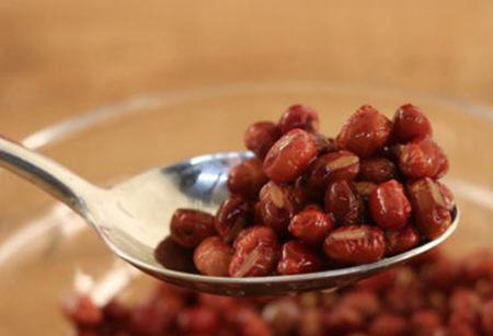 红豆糖水怎么煲比较容易起沙的做法-红豆糖水的做法图解3