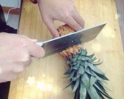 泰国小菠萝怎么吃好？泰国小菠萝吃时要先泡盐水吗？1