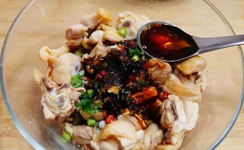 女人不可错过的瘦身菜：清蒸鸡腿肉4