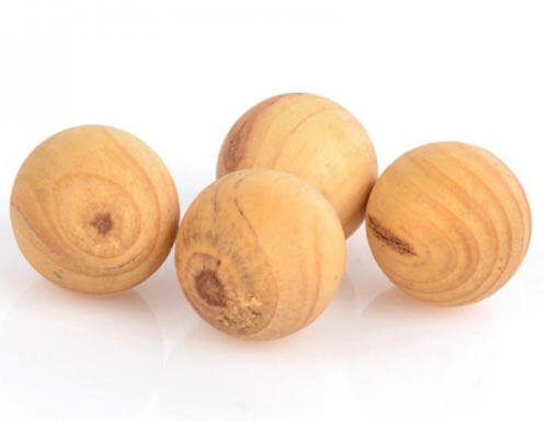 樟脑丸闻多了会怎样？室内放了好多樟脑丸闻久了对身体有害吗？6