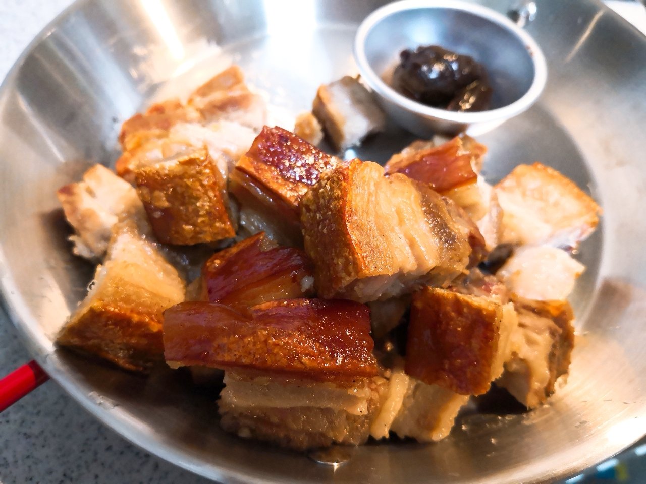 广式脆皮烤乳猪7