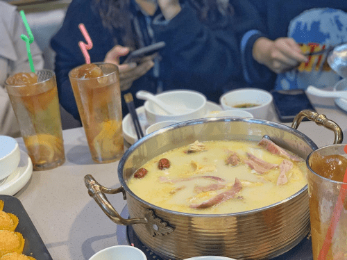 爱上冬天、从这锅热气腾腾的猪肚包鸡开始！5