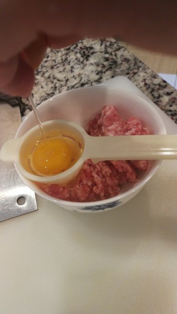 半小时速食：鸡蛋蒸肉饼的做法步骤图解3