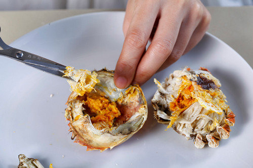 【图文教程】大闸蟹正确的吃法-清蒸大闸蟹怎么吃7
