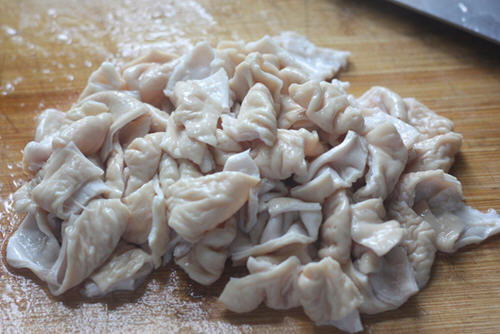 香而不腻、开胃诱人-湖南酸辣肥肠的做法5