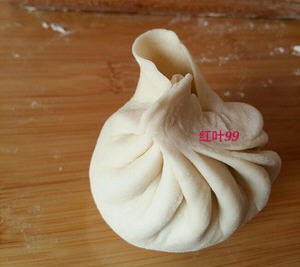 韭菜盒子的花边怎么捏？图解韭菜盒子花边包法10