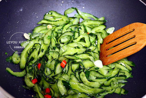 素炒黄瓜片8