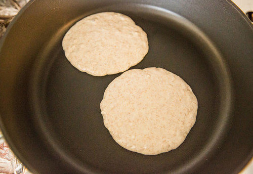 技巧：怎么煎出完美焦糖色松饼2