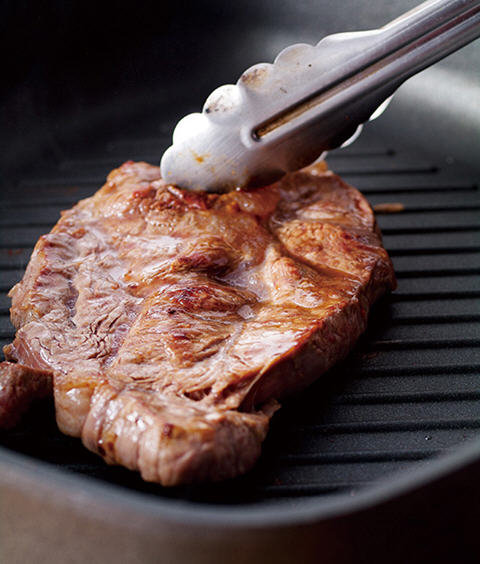 技巧：平底锅煎牛排零失败的私房方法11