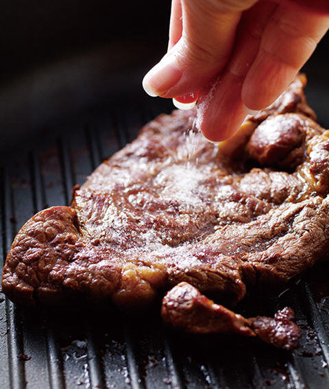 技巧：平底锅煎牛排零失败的私房方法9