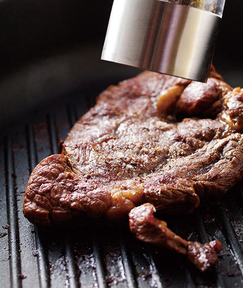 技巧：平底锅煎牛排零失败的私房方法12