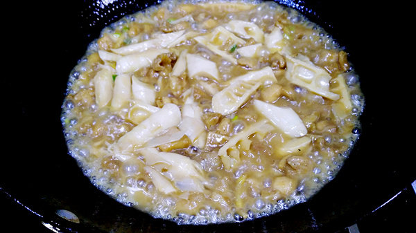 竹笋烧鸡腿肉10