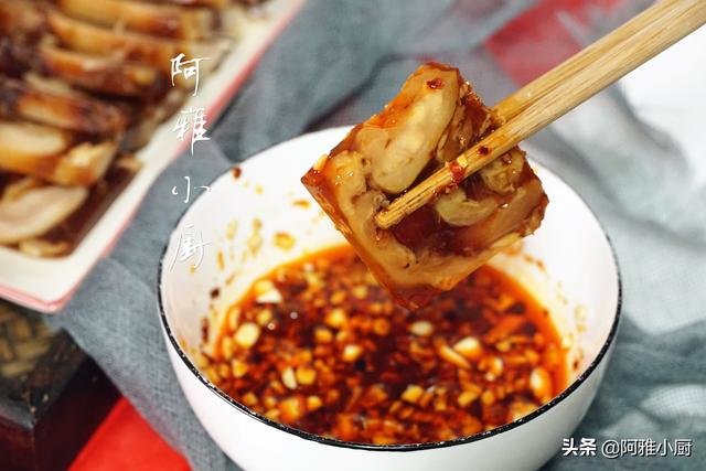 猪蹄别红烧了，教你做猪蹄冻，不加一滴油【真香】8