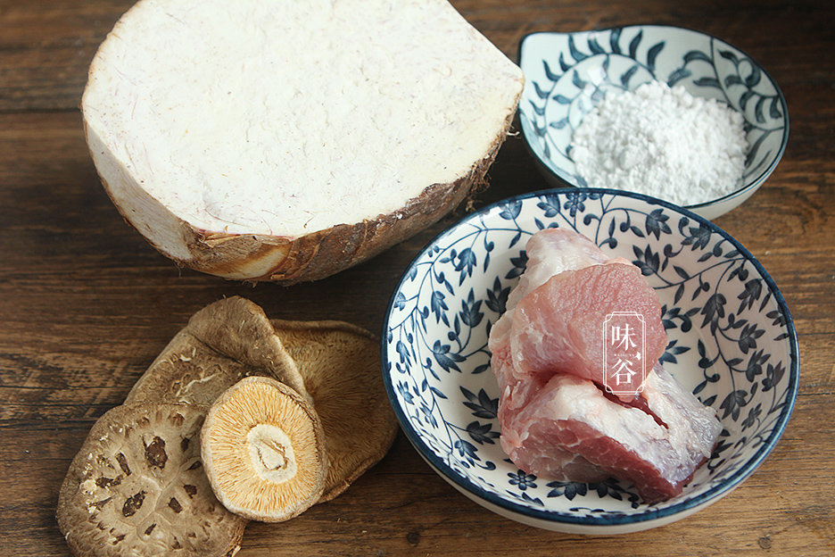 除夕将至，这样做芋头绵香软糯，一上桌就光盘，团团圆圆寓意好 3